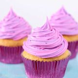 košíčky na cupcakes HoM - Foliované Magenta Pink