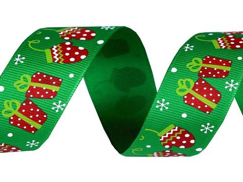 Ozdobná stuha - Zelená s vianočnými darčekmi